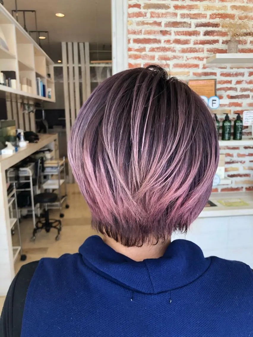 ショート カラー グラデーションカラー 東恩納 誠のヘアスタイル