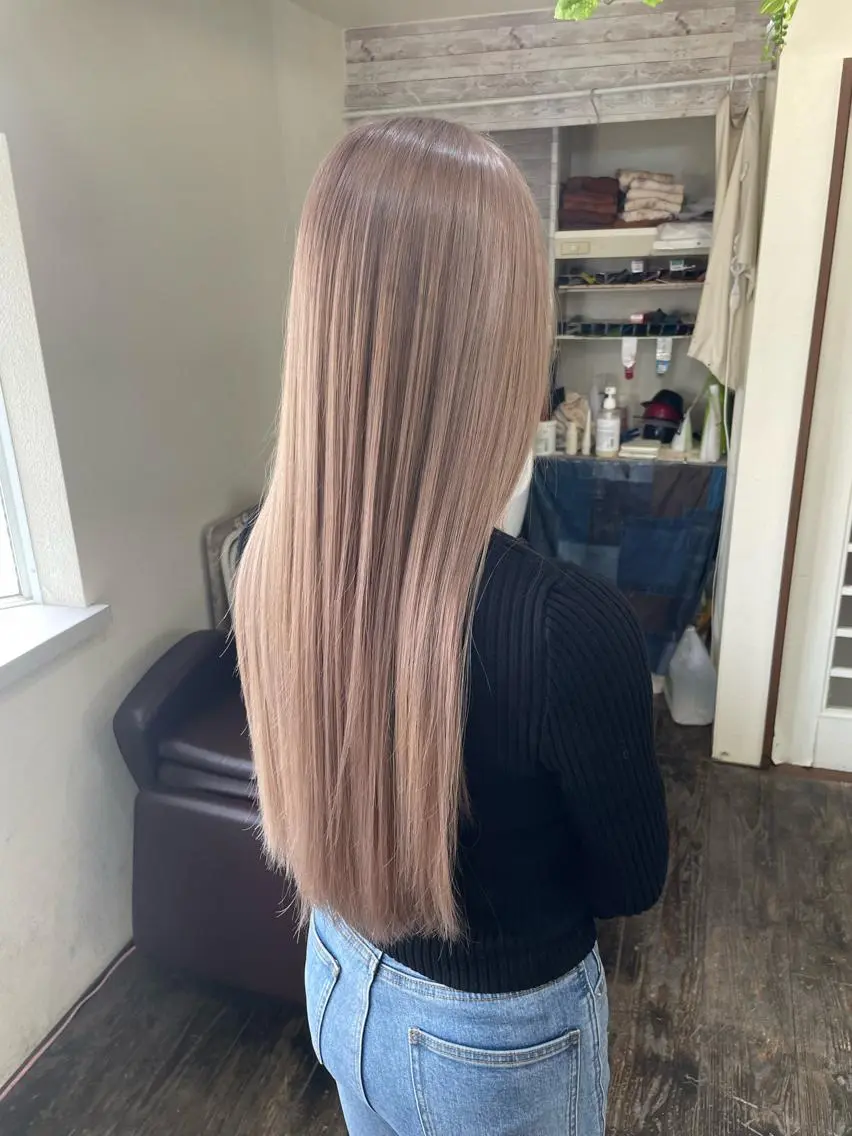 カラー ヘアカラー 渡辺 健太のヘアスタイル