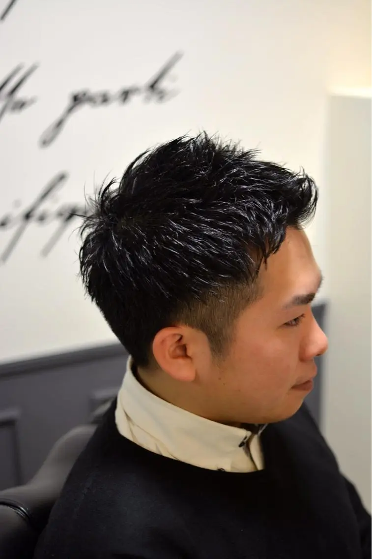 ショート ヒグチ カナのヘアスタイル