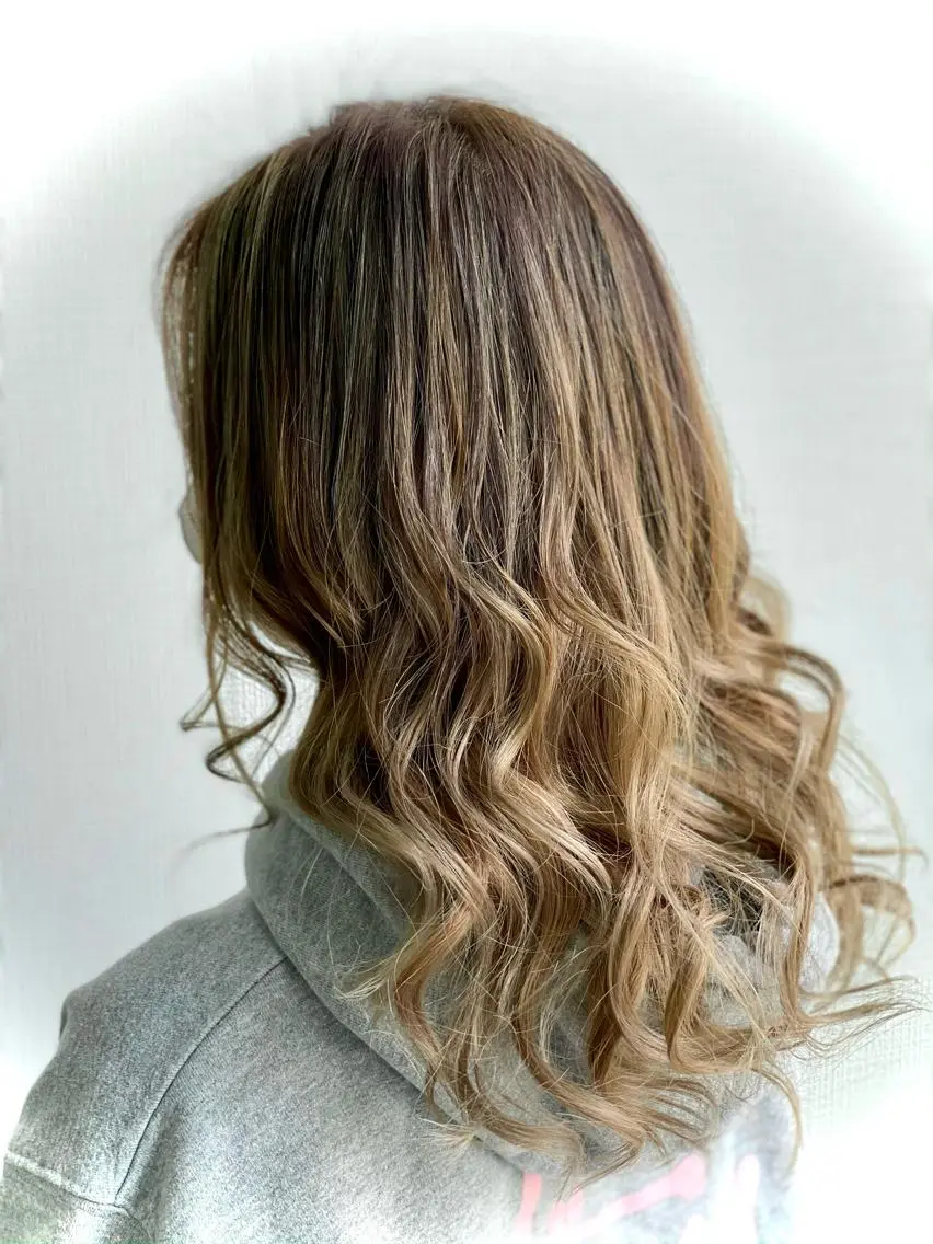 ロング ヘアアレンジ カット ヘアカラー ゲーマー美容師 KENTOのヘアスタイル