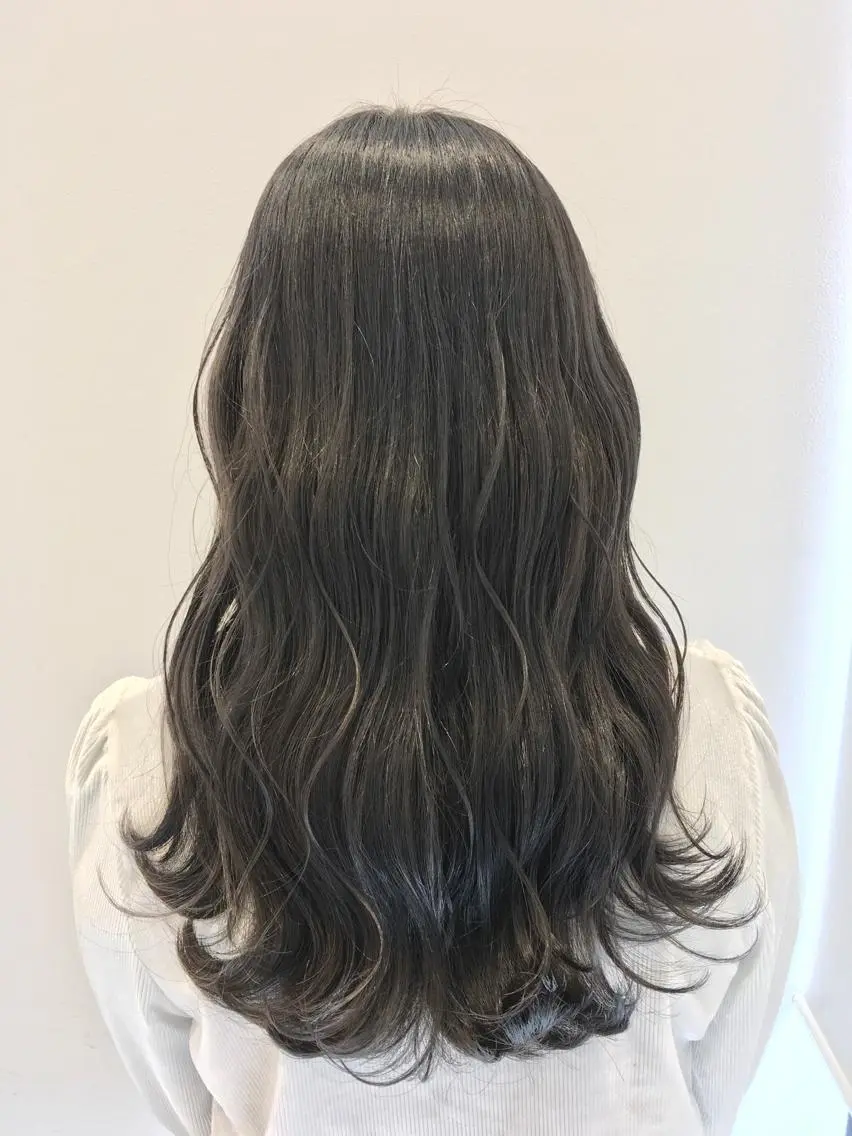 ロング カラー グレージュ ヘアカラー トリートメント ヘアセット yoshi ☆のヘアスタイル
