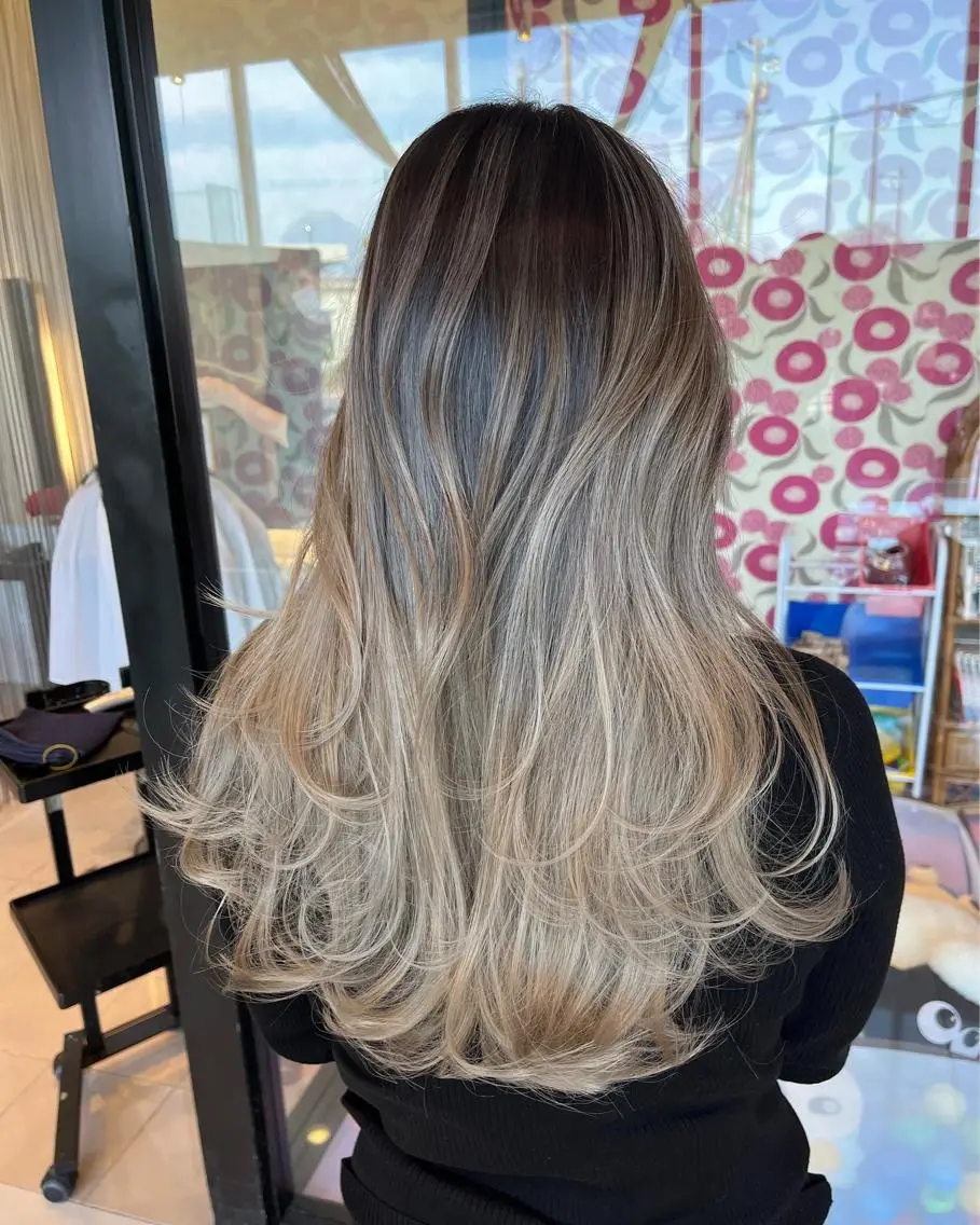 ロング カラー EARTH石巻店 尾形  裕のヘアスタイル