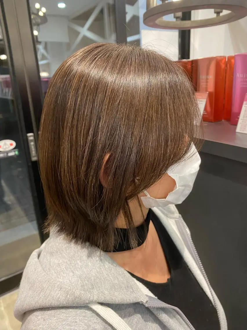 ミディアム 柴田 枝利子のヘアスタイル