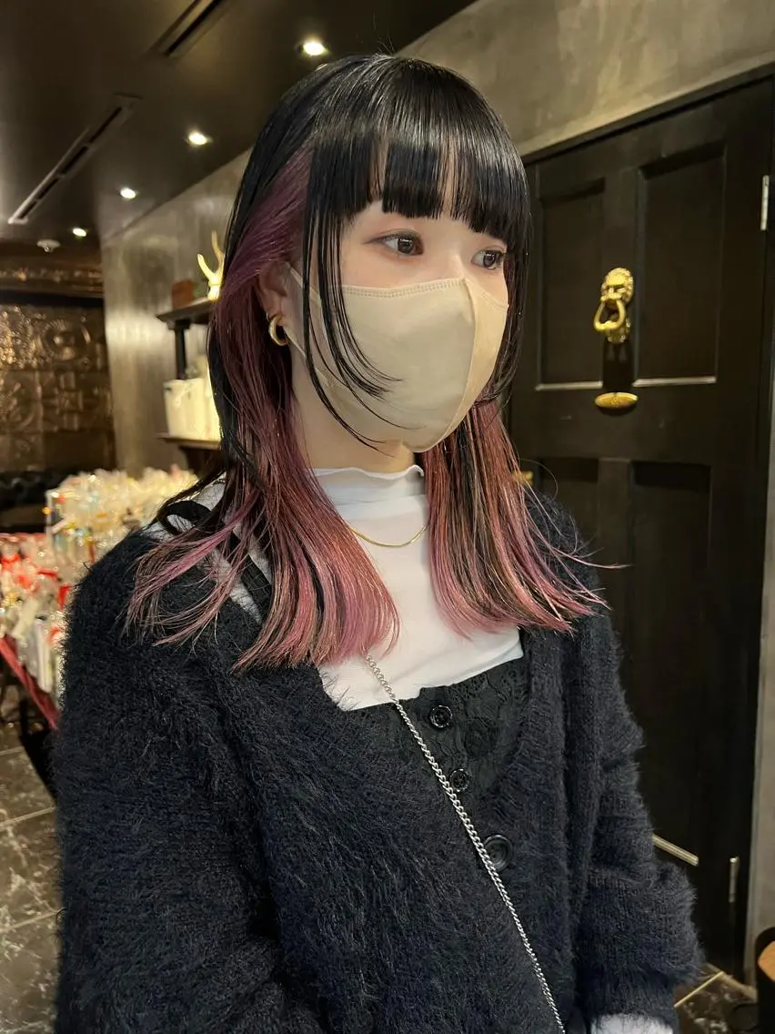 ミディアム カラー カット ヘアカラー 圧倒的デザイン力 店長🎨RENAのヘアスタイル