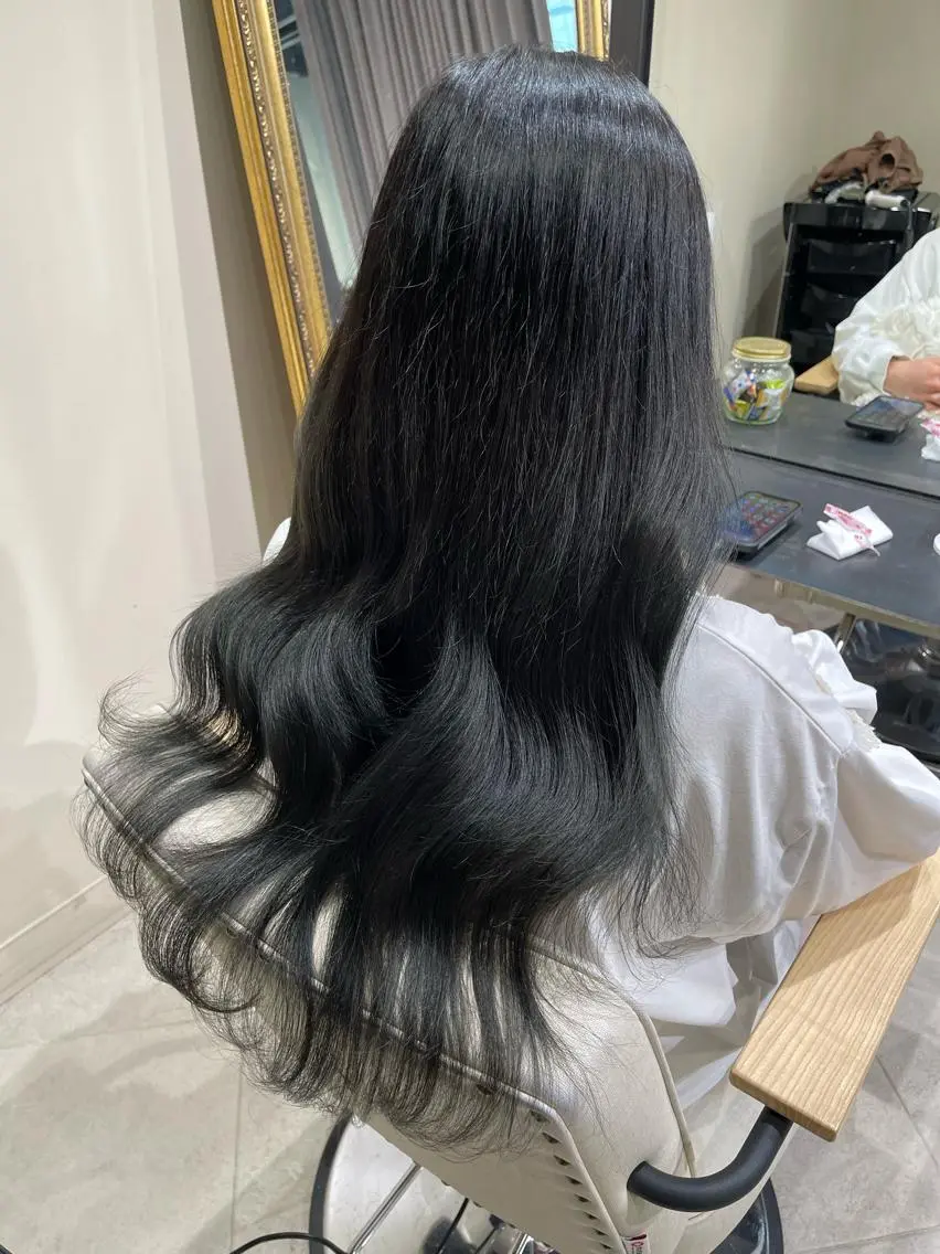 ロング シールエクステ くびれヘア エクステ 顔まわりレイヤー 顔周りカット ブリーチ🔥ベージュ /グレー/daikiのヘアスタイル