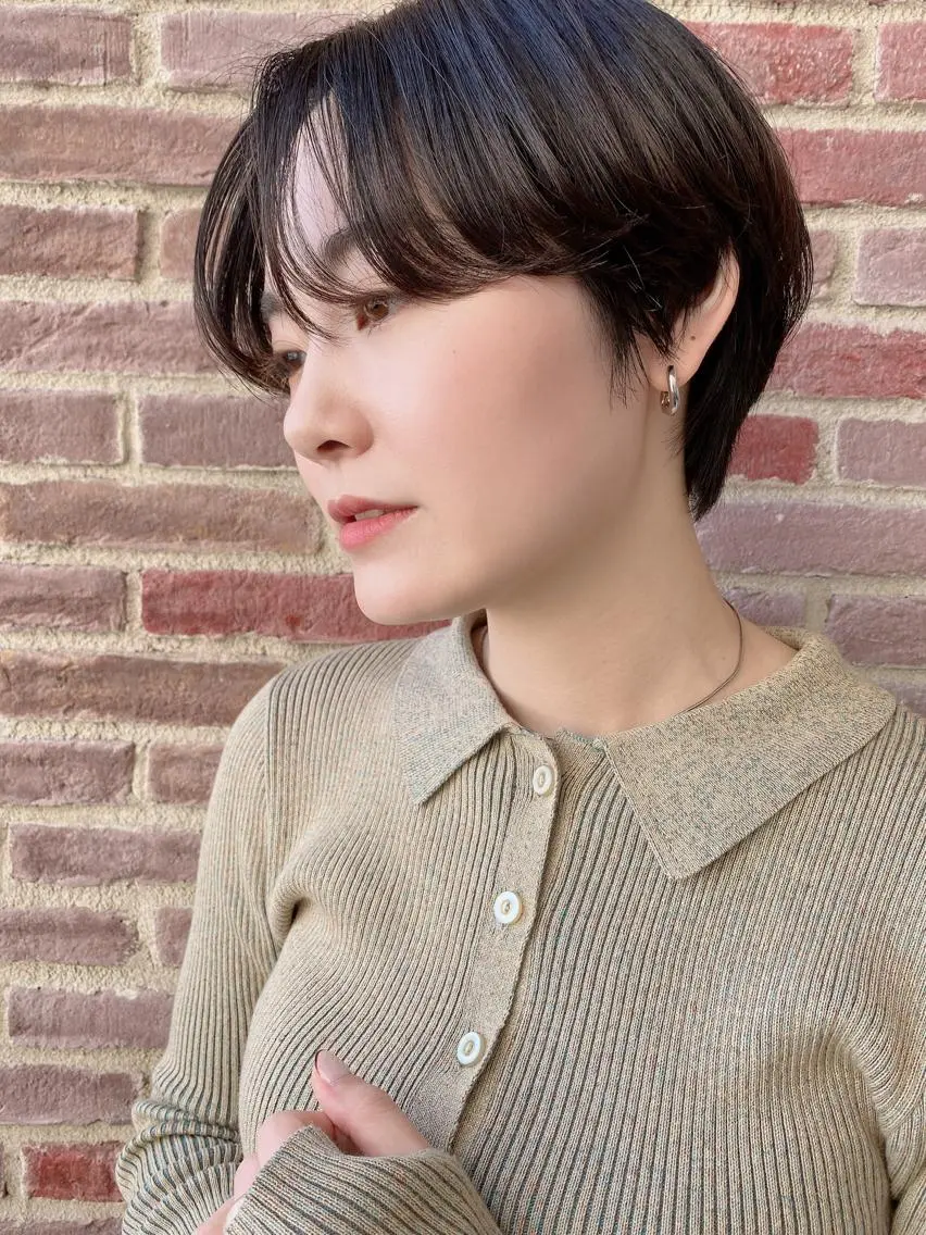 ショート ハンサムショート ショートヘア カット はるやま せりなのヘアスタイル