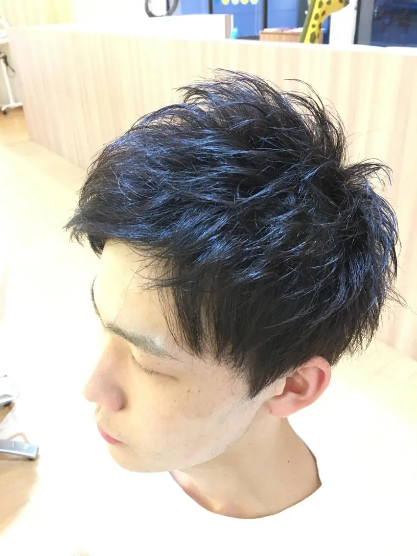 ショート パーマ メンズ メンズカット 三村洸斗のヘアスタイル