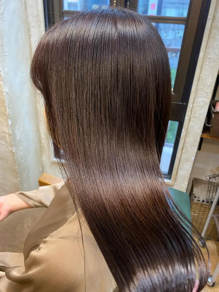 セミロング カラー カシス 髪質改善 トリートメント マンツーマン 美容師💚コウブチのヘアスタイル