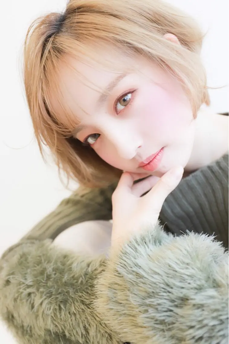 ショート Hikaru Takahashiのヘアスタイル