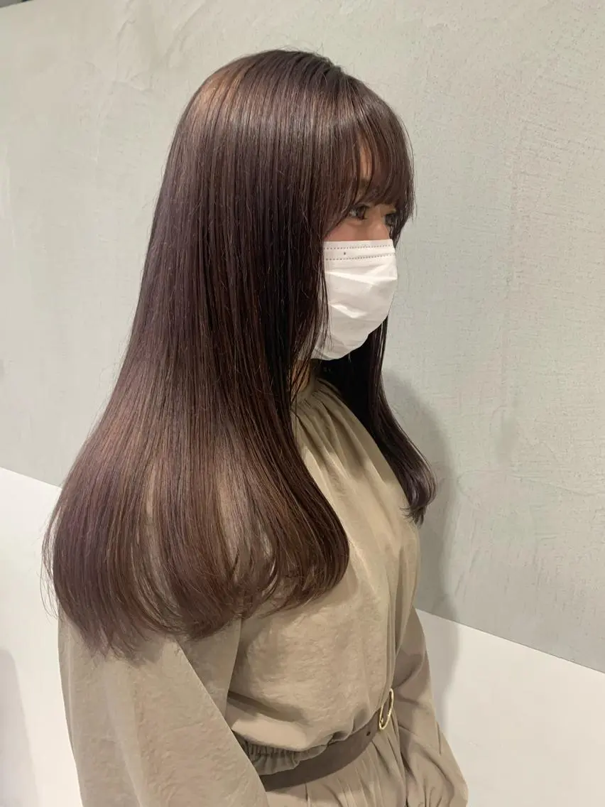 ロング ラベンダーベージュ オリーブ カラー✨有坂映哉のヘアスタイル