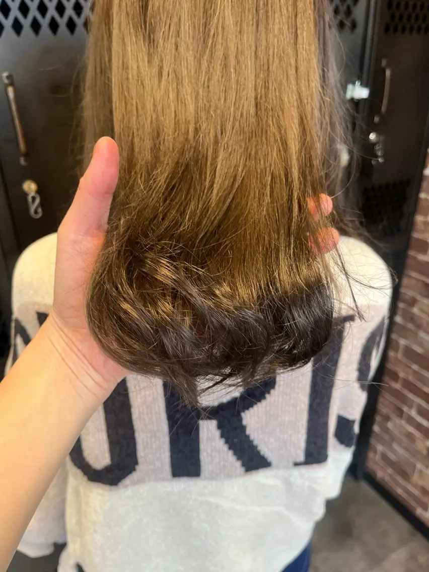 ミディアム カラー パーマ ヘアアレンジ メンズ キッズ ネイル マツエク・マツパ アイブロウ メンズブリーチ メンズハイライト メンズインナーカラー メンズ韓国風 ブリーチ 久木原 ゆりのヘアスタイル