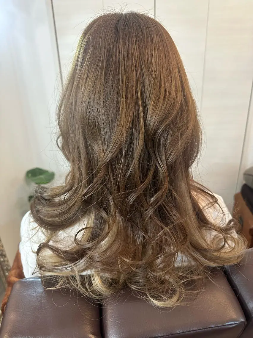 ロング カラー グレージュ インナーカラー 🌺✨小川 友佳✨🌺のヘアスタイル