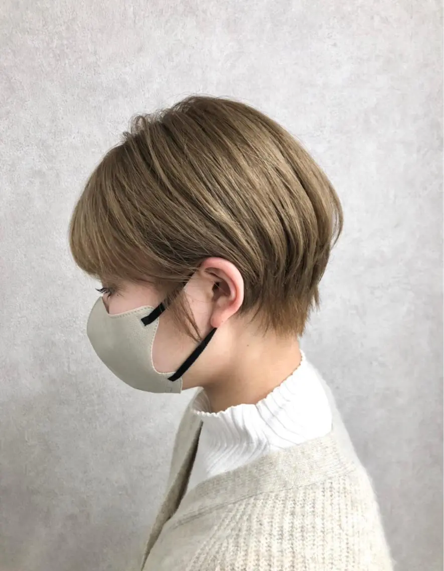 ショート カラー ベージュカラー ショートヘア カット ヘアカラー トリートメント ショート、韓国メンズ ヘアのかつらぎのヘアスタイル
