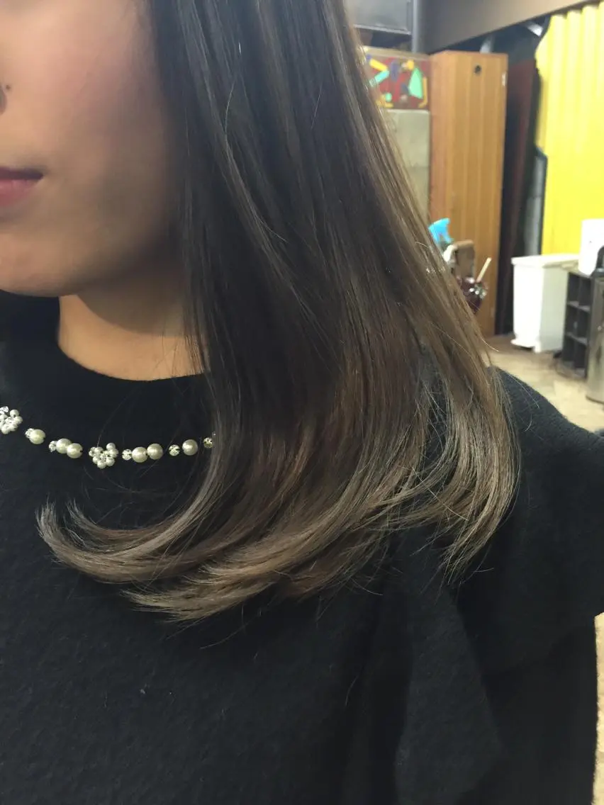 カラー 中村 海のヘアスタイル