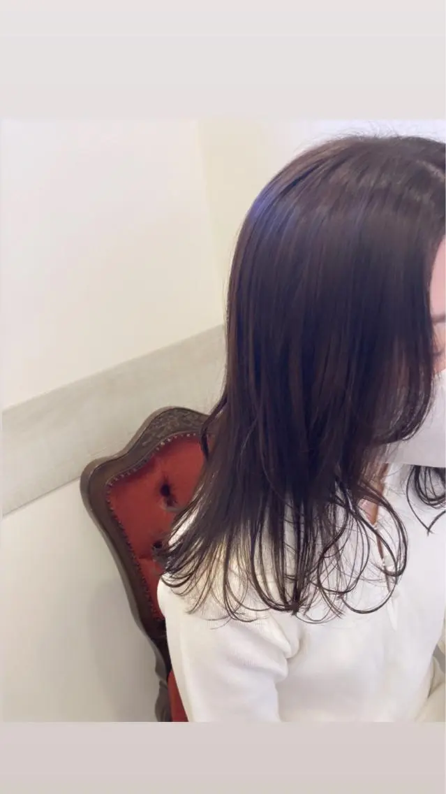 セミロング レイヤーカット 佐藤 睦月のヘアスタイル