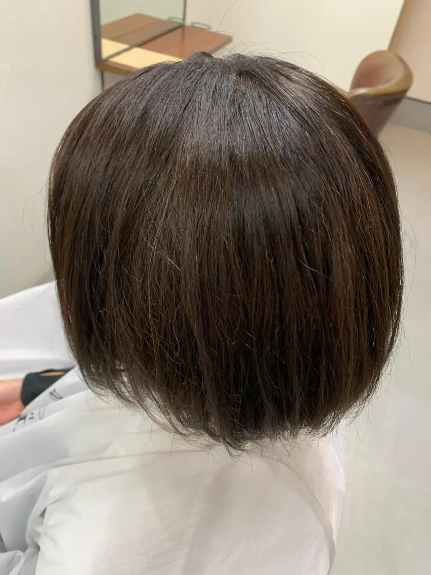 カラー 三好 羽美のヘアスタイル