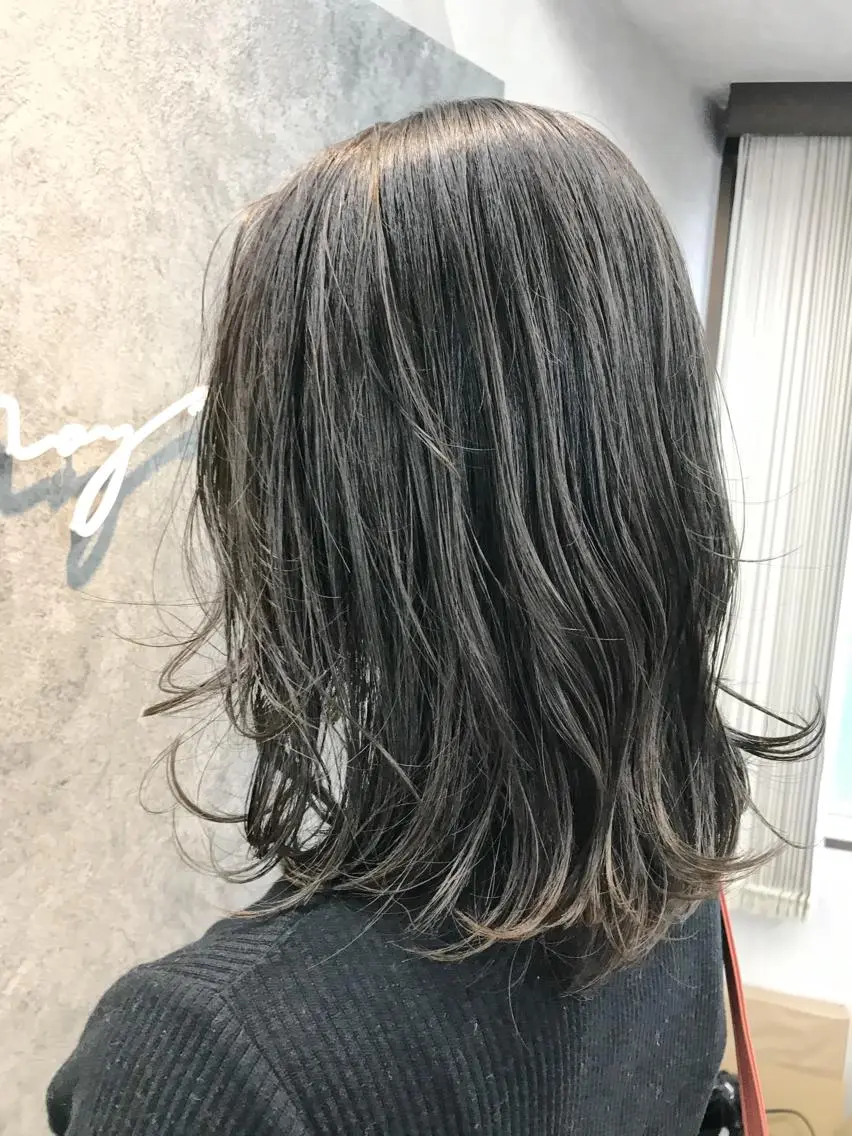 ミディアム カット ヘアカラー トリートメント 所渉/韓国レイヤー /ウルフカットのヘアスタイル