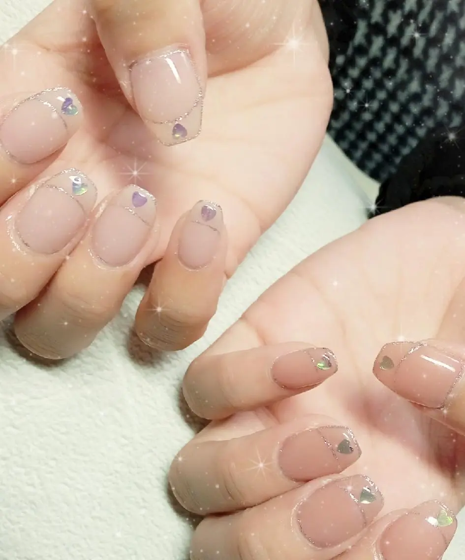 ネイル オーロラネイル フレンチネイル ハート キラキラネイル 韓国ネイル ハンドネイル flure de neige yukiのネイルデザイン