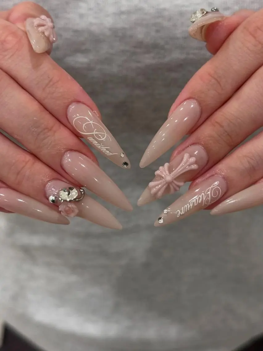 ネイル ハンドネイル Luna Nailsのネイルデザイン
