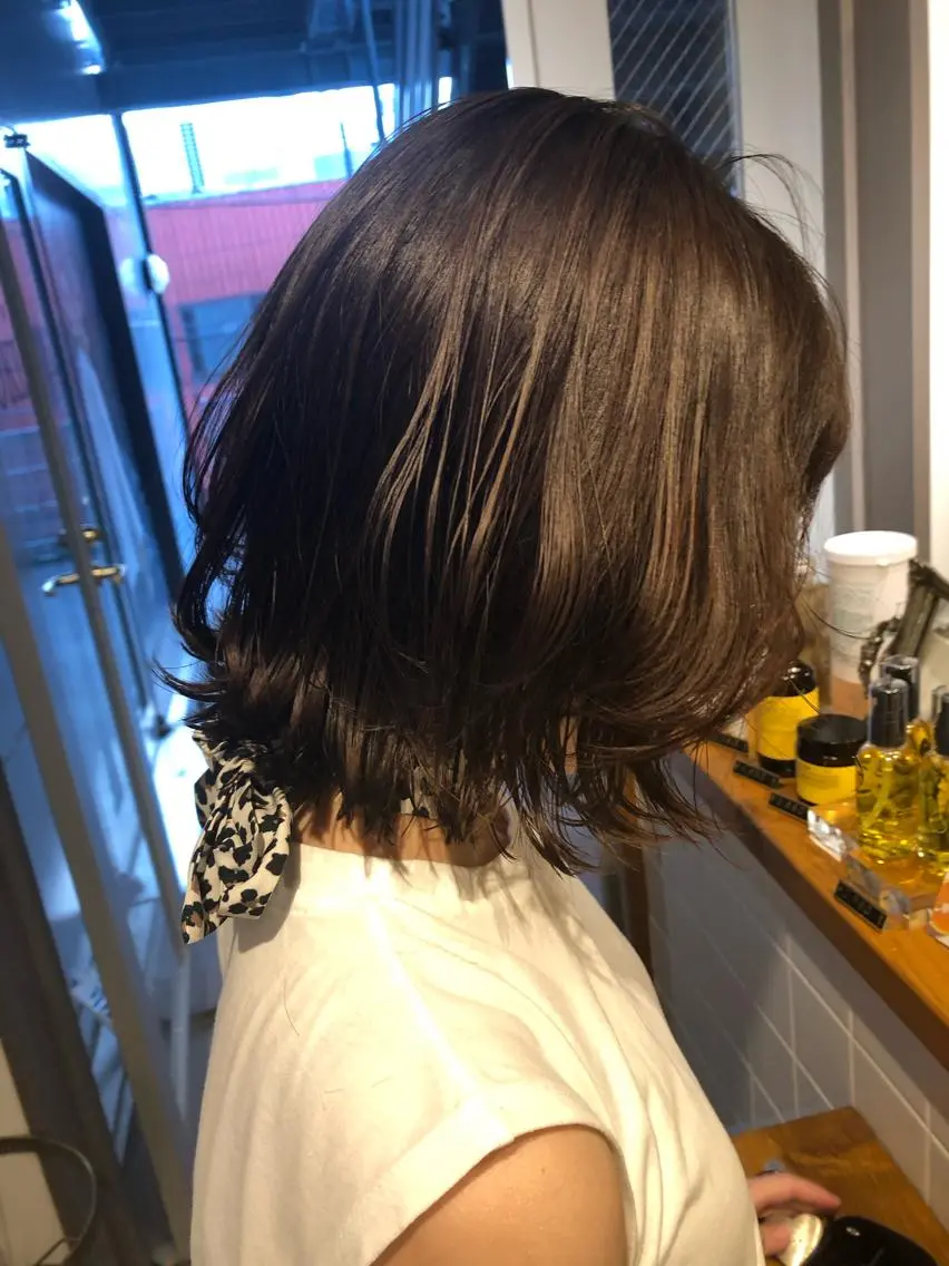 ミディアム ボブ ウルフカット パーマ美容師 hanaのヘアスタイル