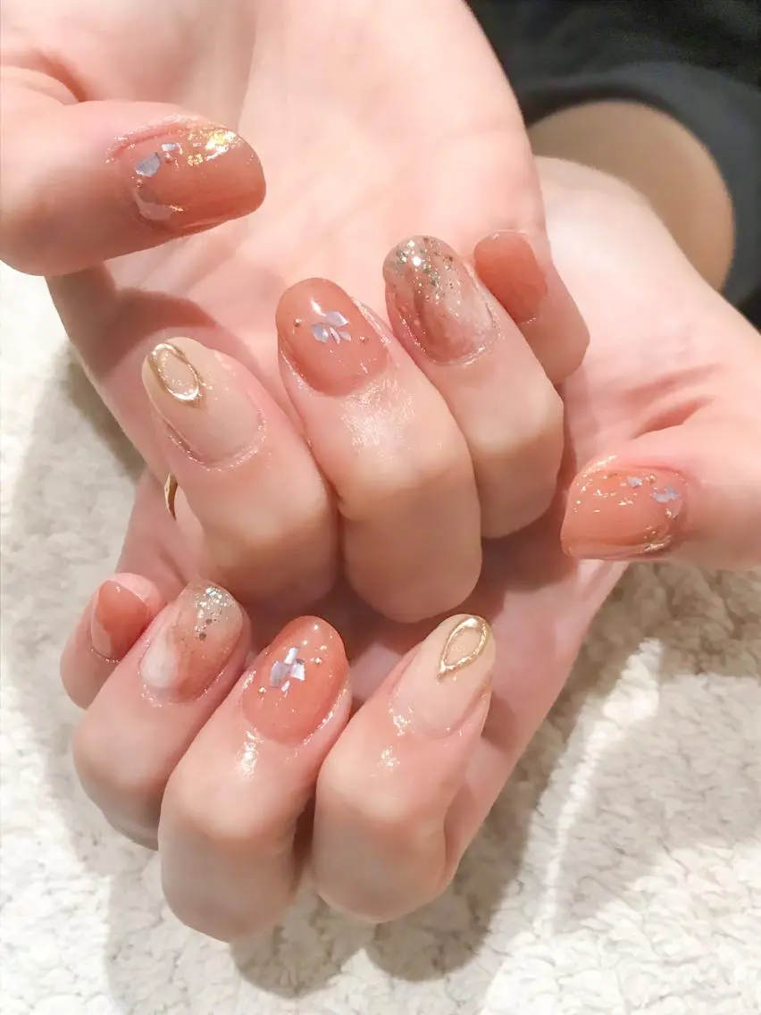 ネイル アートネイル ブラウン ニュアンスネイル オレンジ Nyanco Nailのネイルデザイン