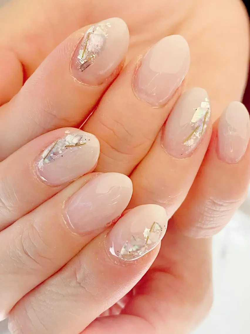 ネイル グラデーション パープル ストーンネイル YUN 💅のネイルデザイン