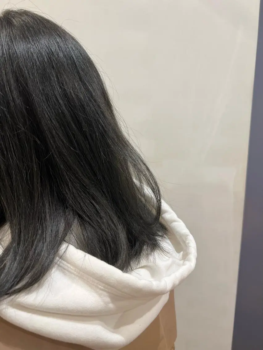 ミディアム ヘアカラー AmiLi HONOKAのヘアスタイル