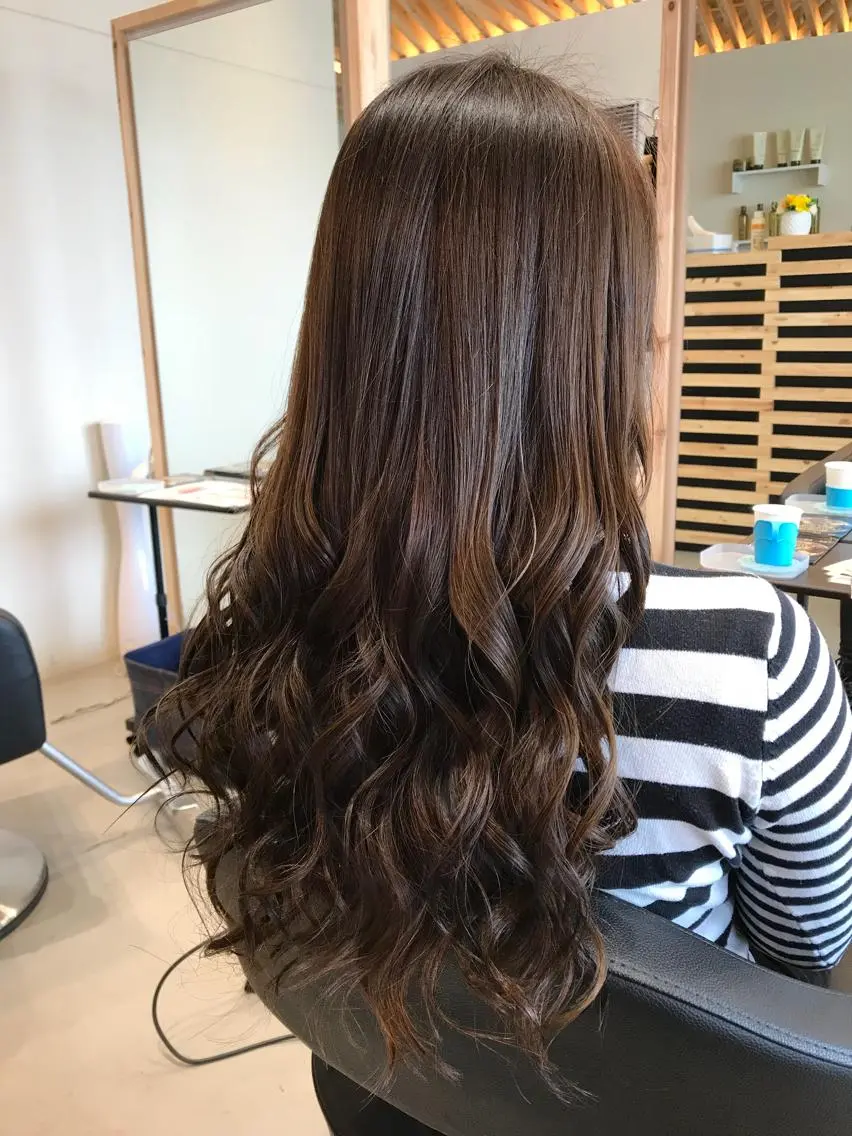ロング カラー 関口 友行のヘアスタイル