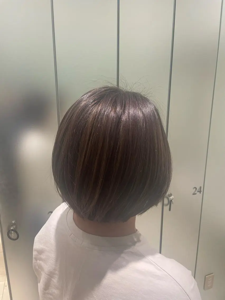 ショート カラー ハイライトカラー ハイライト Koharu 髪質改善カラーのヘアスタイル