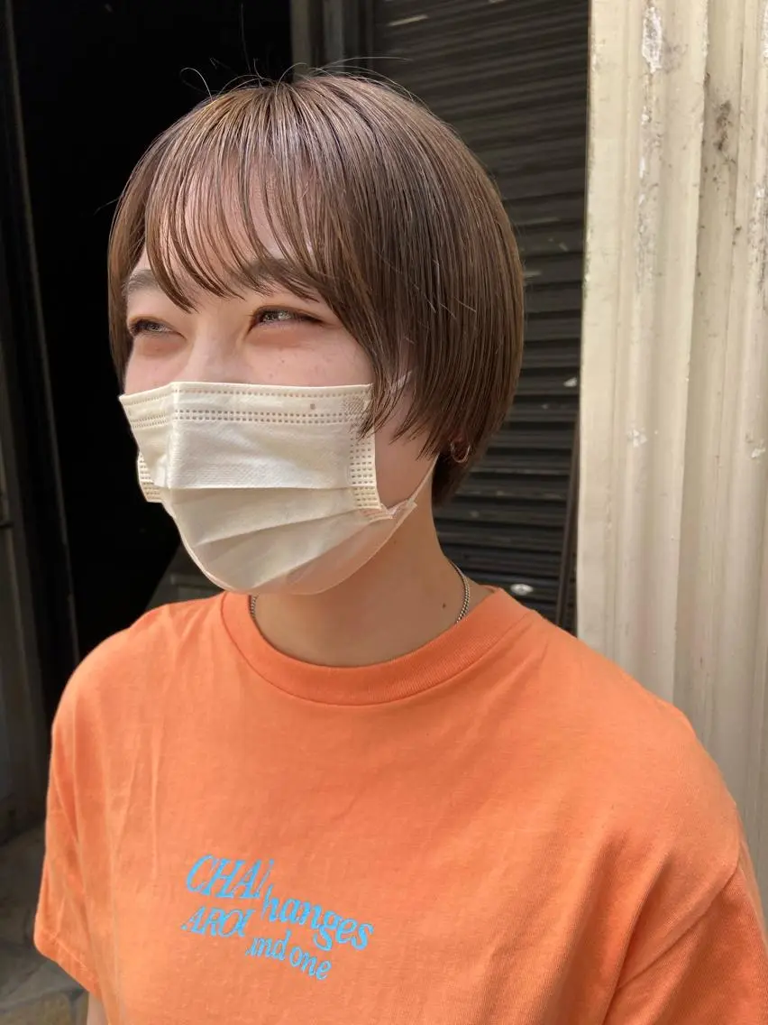 ショート カラー ダブルカラー グレージュ ショートヘア SALTWATER AYARIのヘアスタイル