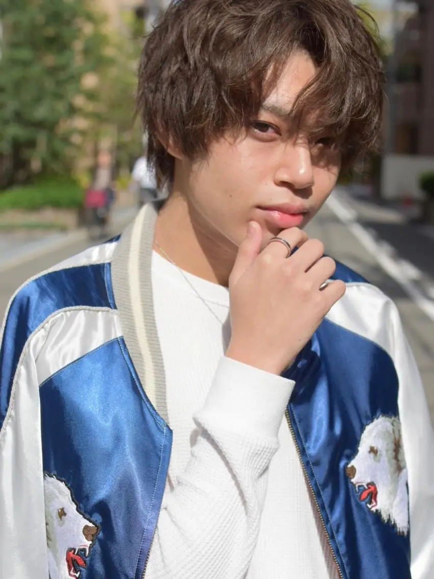 ミディアム メンズ アップバング カット ヘアカラー ヘアセット FERIA fam 小林勇太のヘアスタイル