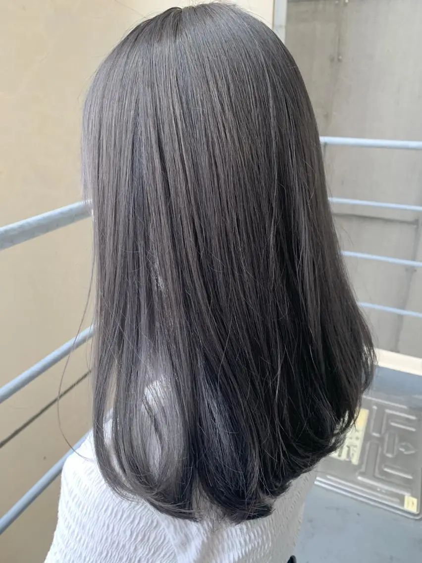 セミロング カラー 切りっぱなしボブ ベージュカラー ブリーチ ケアブリーチ ケアカラー 🫧髪質改善🫧 神田紗来のヘアスタイル