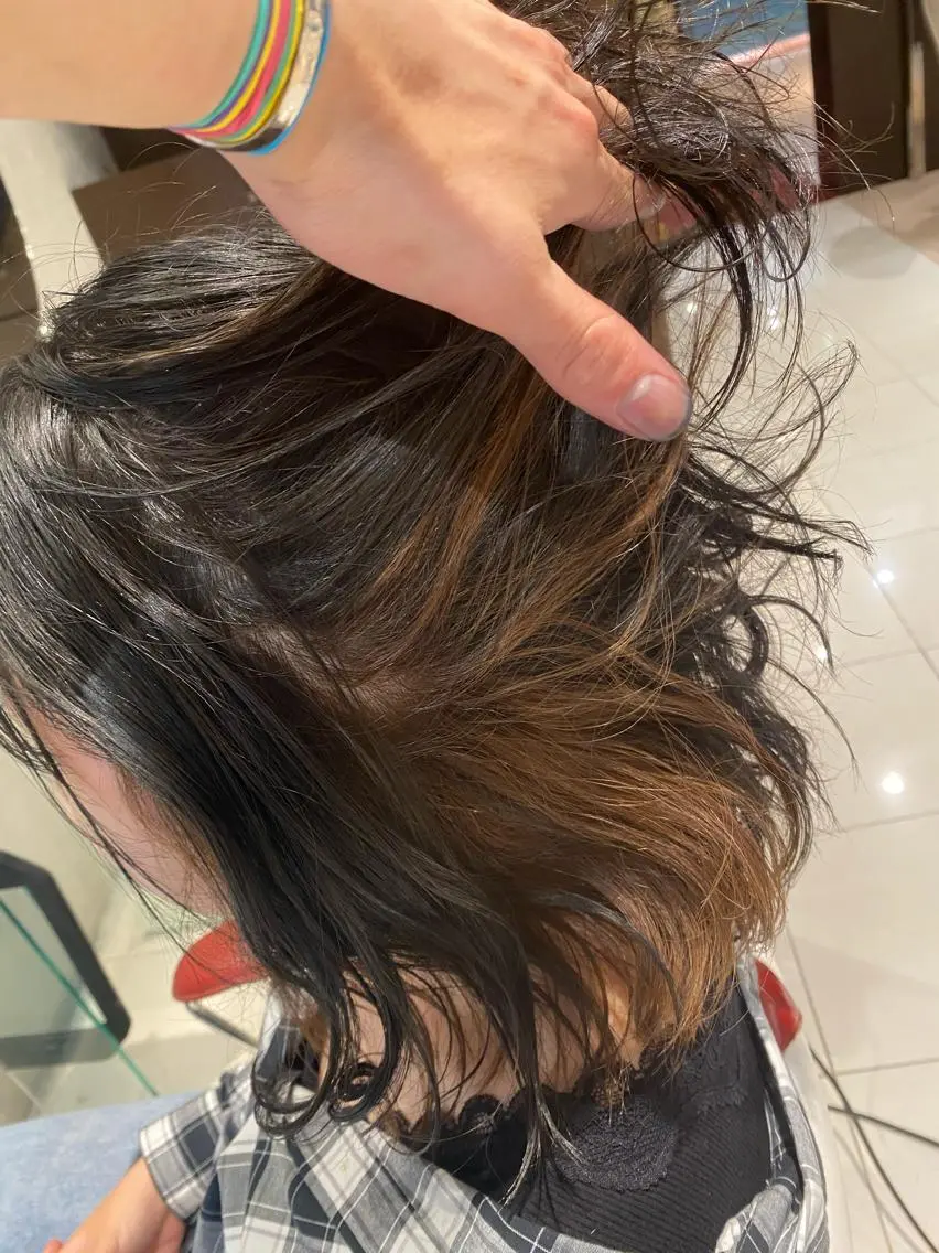 ミディアム カラー 髪質改善・縮毛矯正 白根凌二のヘアスタイル