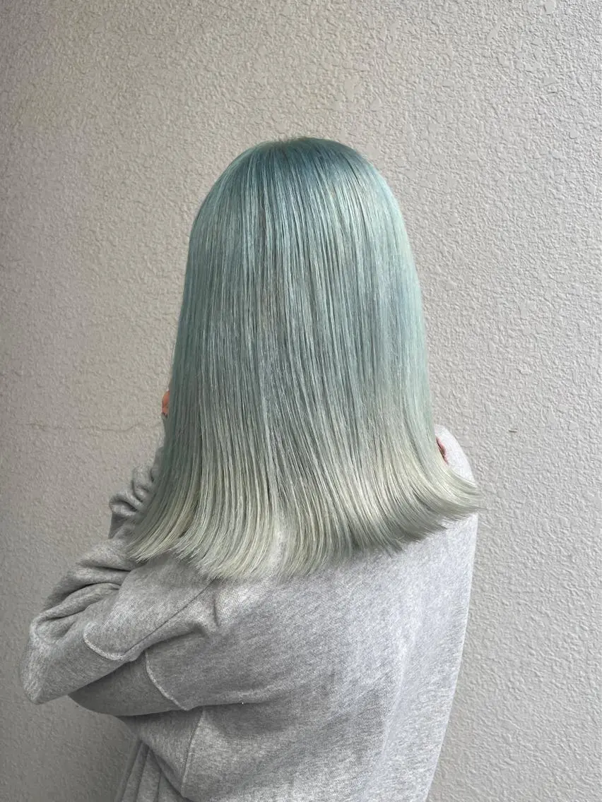 ミディアム カラー ヘアカラー トリートメント ブリーチカラー🌈 石垣翔太のヘアスタイル