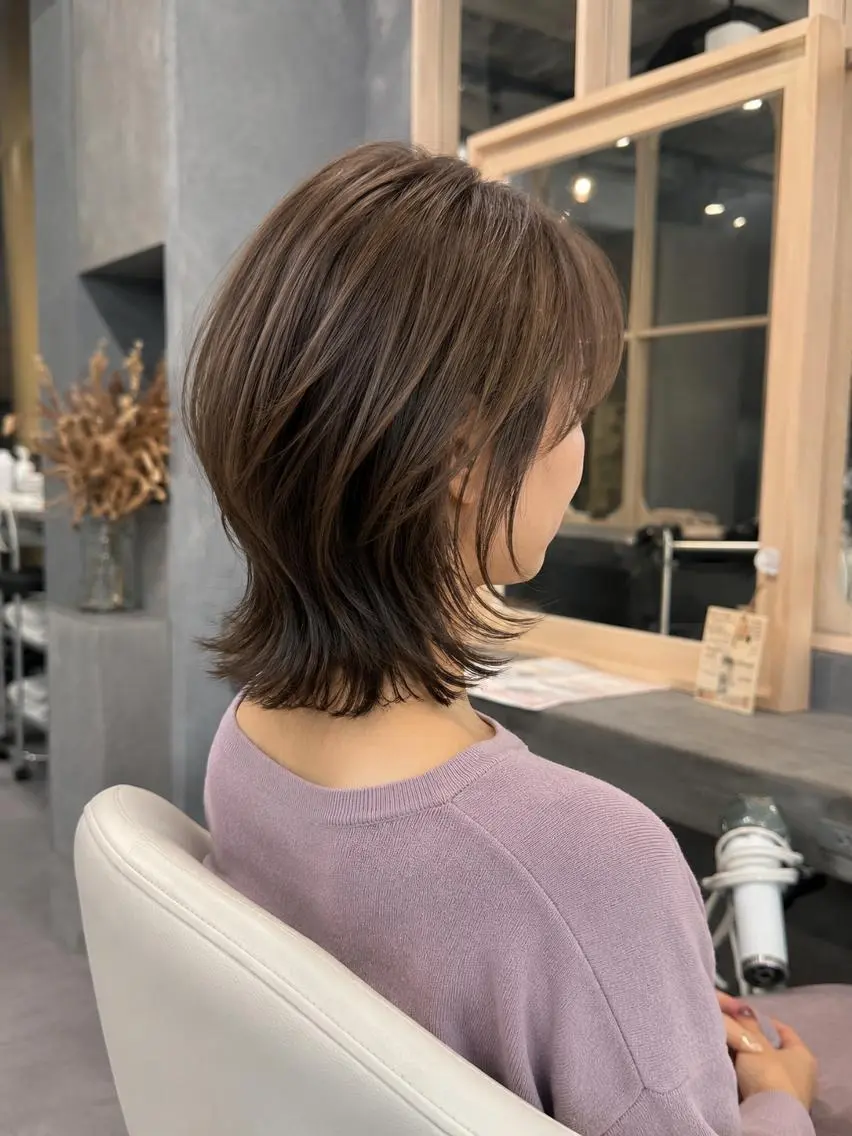 ミディアム 川畑 理花のヘアスタイル