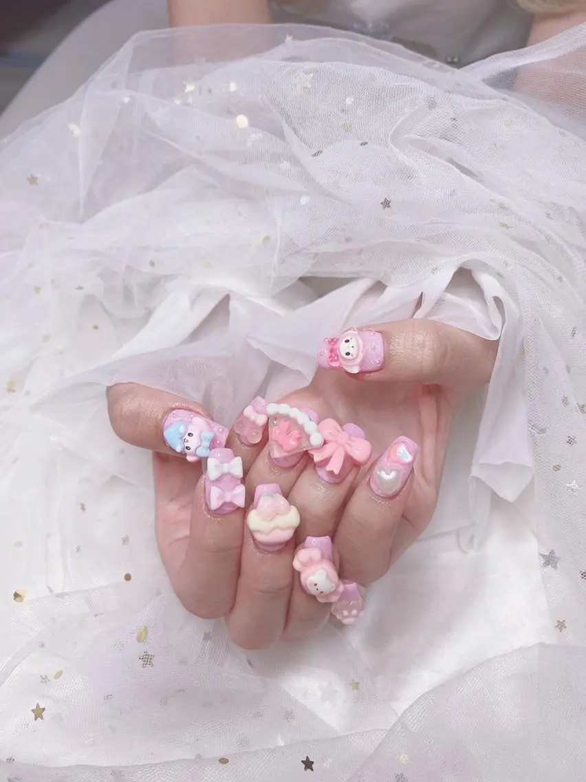 ネイル ジョリ En 💞🦋のネイルデザイン