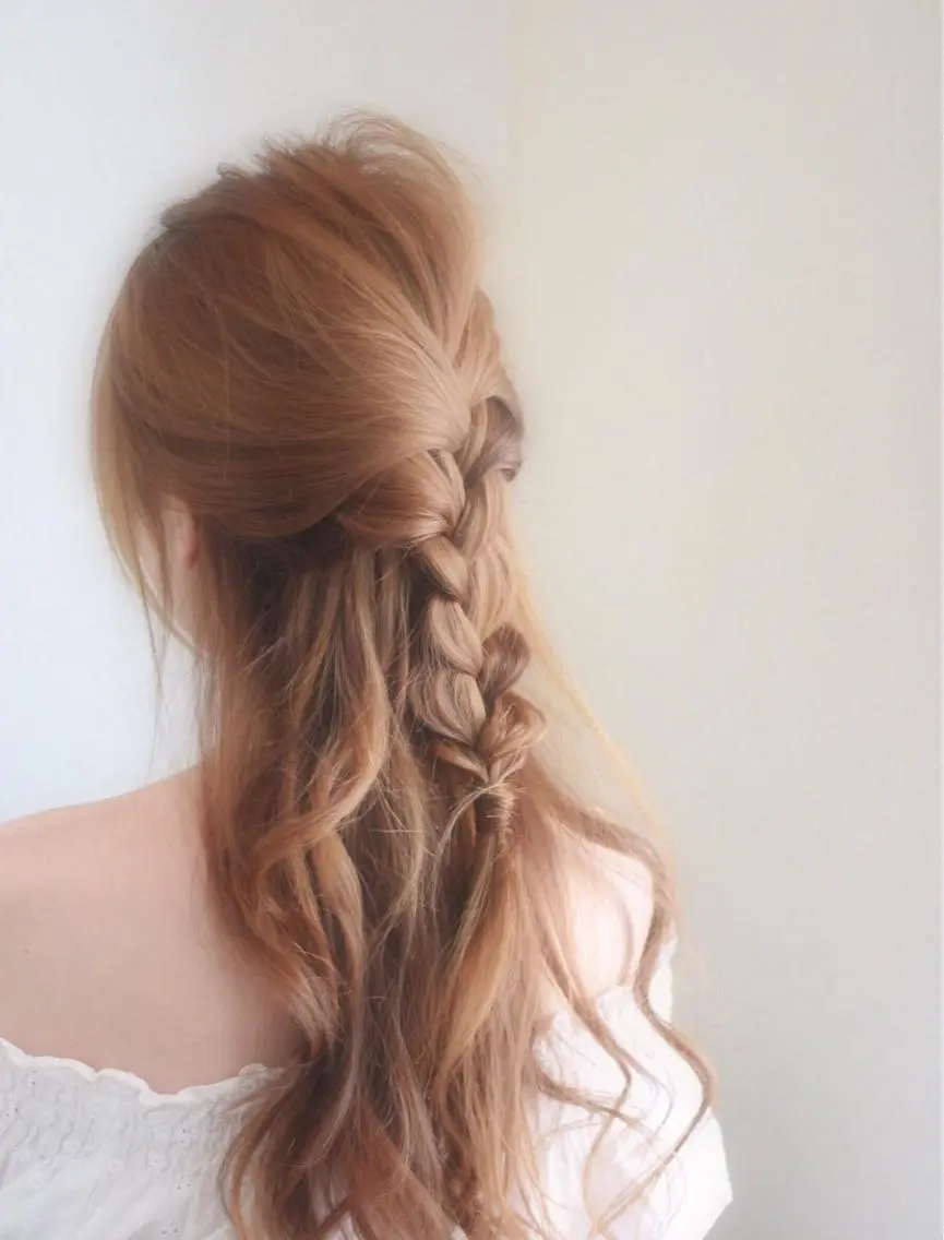 ロング ヘアアレンジ ハーフアップ 中村 よしひでのヘアスタイル