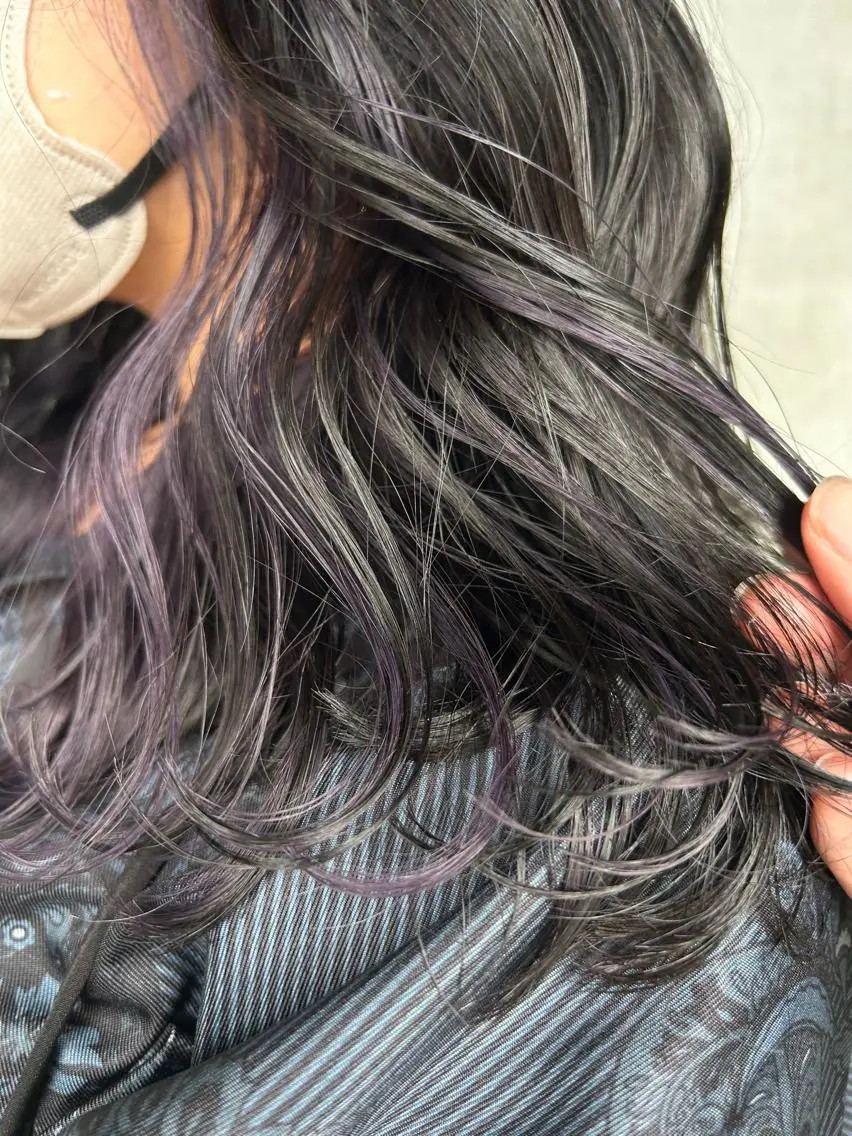 セミロング カラー 西村 真実子のヘアスタイル