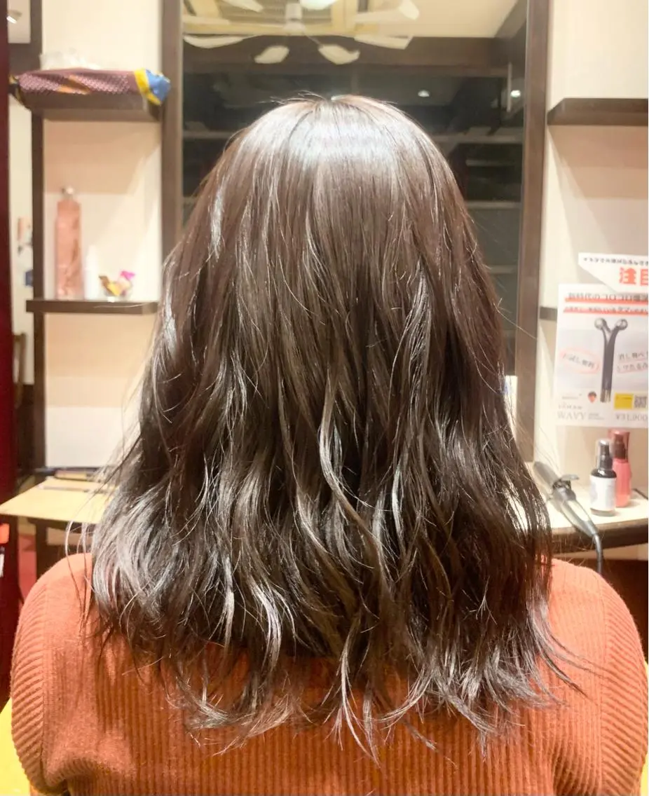 セミロング カラー ブラウンカラー モカブラウン 【くせ毛さんのお悩み 解決🍀】栗橋のヘアスタイル