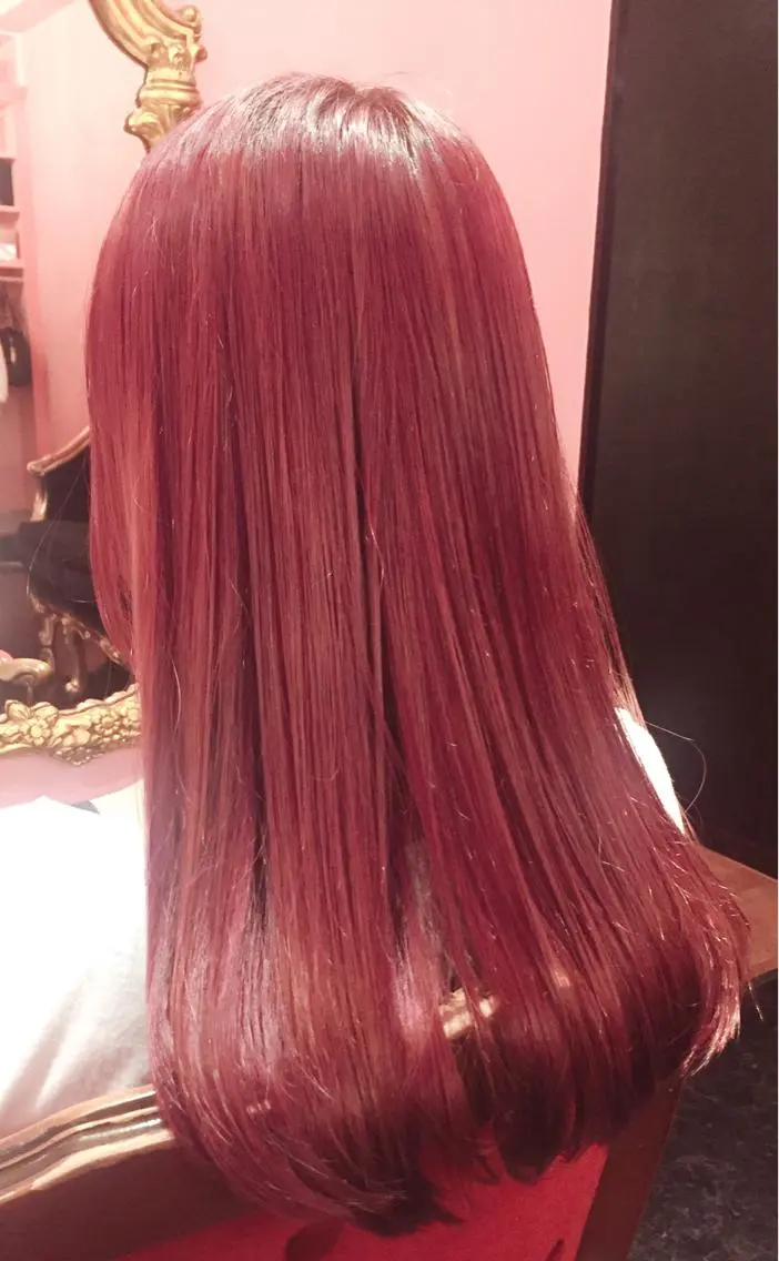 ロング カラー ピンクカラー 櫻井 愛弓のヘアスタイル