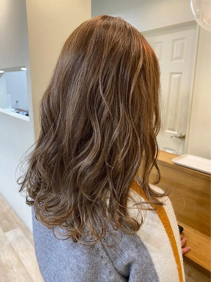 ロング ヘアカラー トリートメント ♥yelm ユウナ♥のヘアスタイル
