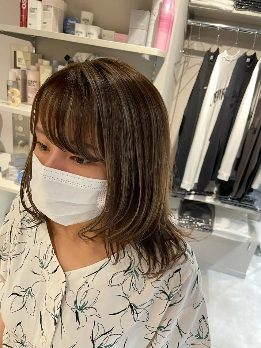 ミディアム カラー ハイライトカラー ハイライト ブリーチ👩‍🦳/ ‪✂︎MANAMIのヘアスタイル