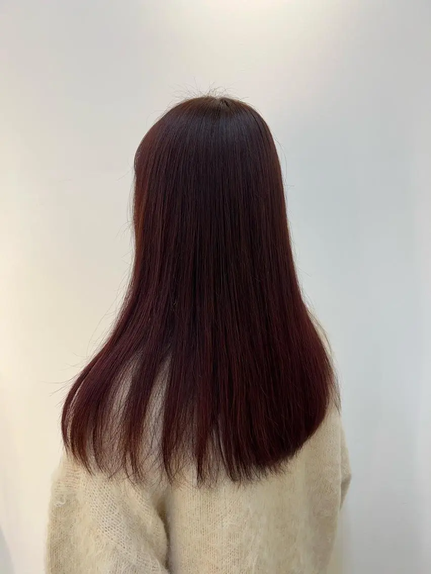 ロング カラー レッドカラー 卒業式のヘアスタイル マルタ/金沢 /透明感カラーのエステ・リラクイメージ