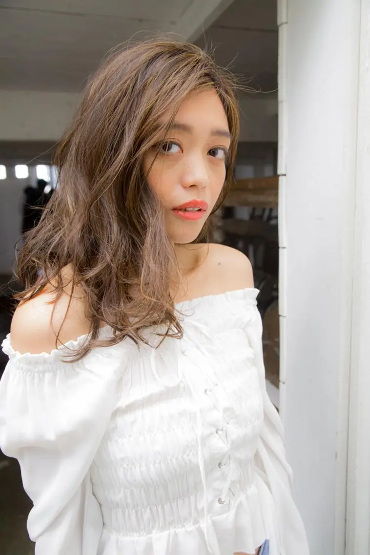 ロング 【デザイナー】田中 美生のヘアスタイル