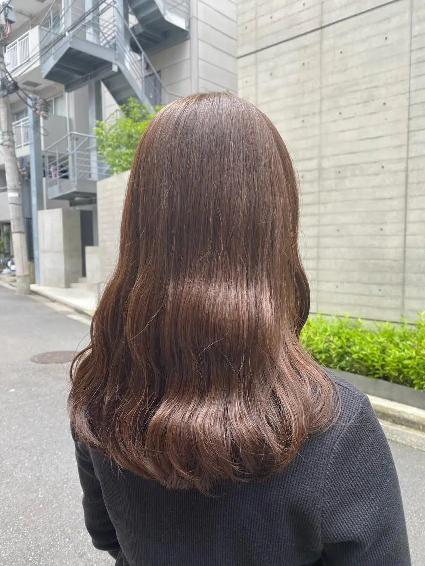 セミロング ヘアカラー トリートメント ✨色持ちの良い艶 カラー✨蟹江真世のヘアスタイル