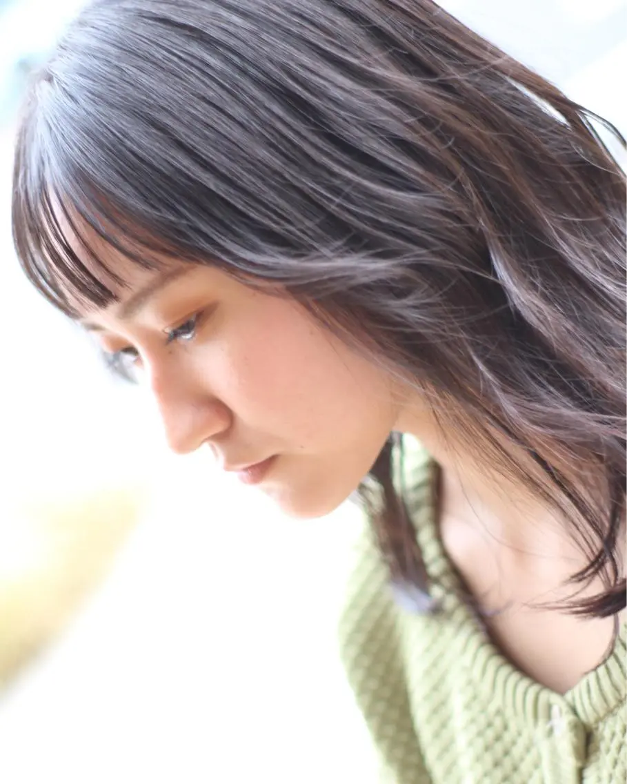 ミディアム 似合わせカット Era Hatsuneのヘアスタイル