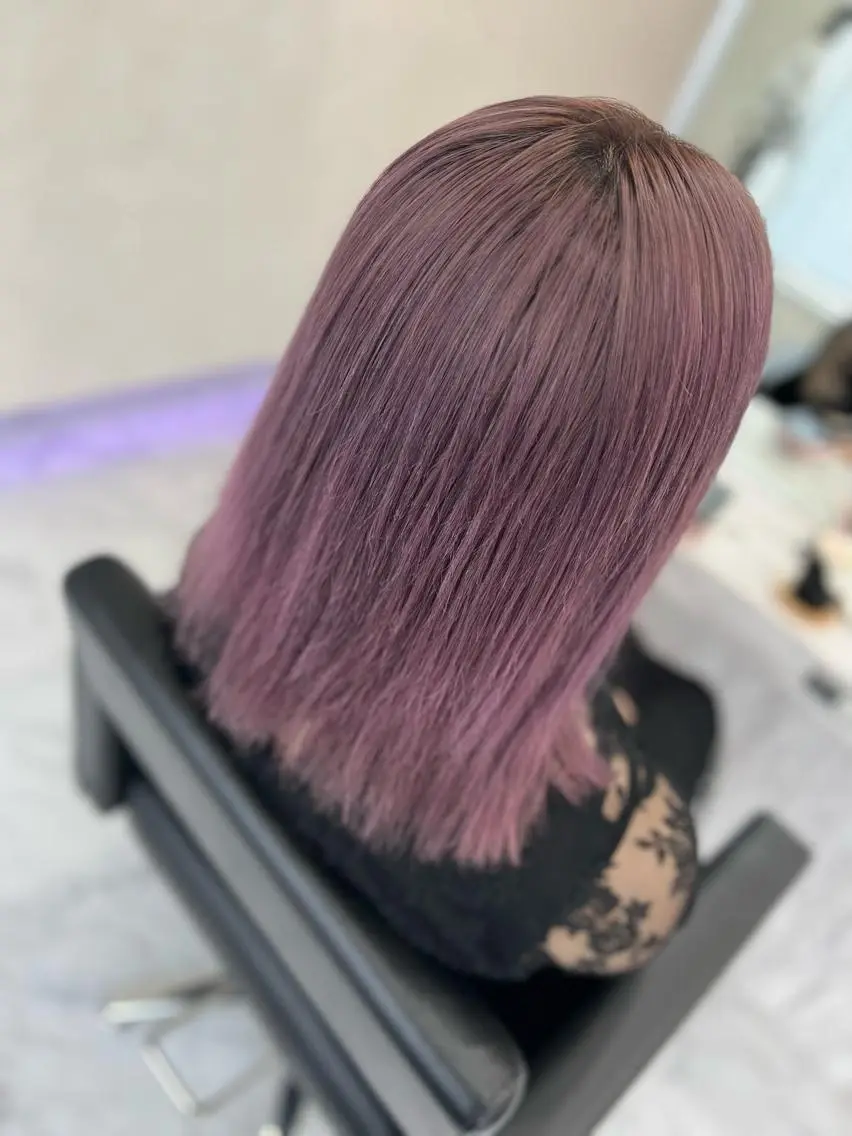 セミロング カラー パーマ ヘアアレンジ メンズ キッズ ネイル マツエク・マツパ アイブロウ シールエクステ メンズバレイヤージュ メンズハイライト メンズインナーカラー メンズ韓国風 ミルクティーハイトー ン💖Mikaのヘアスタイル