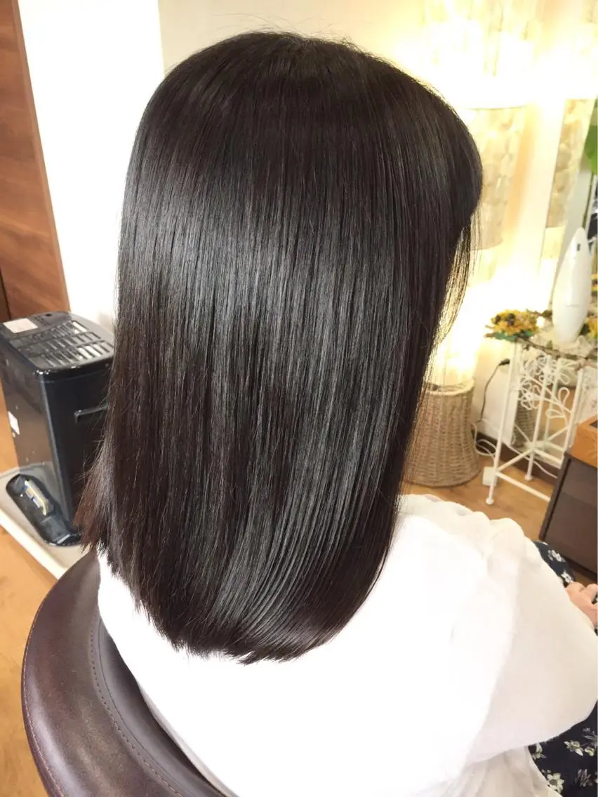 ミディアム 縮毛矯正 田中 佐枝子のヘアスタイル