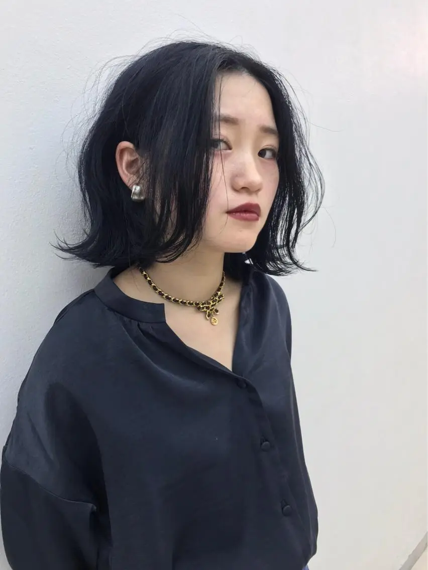 ミディアム カラー アッシュ ネイビーカラー 難波/心斎橋/ボブ/ 髪質改善/ハイトーンのヘアスタイル