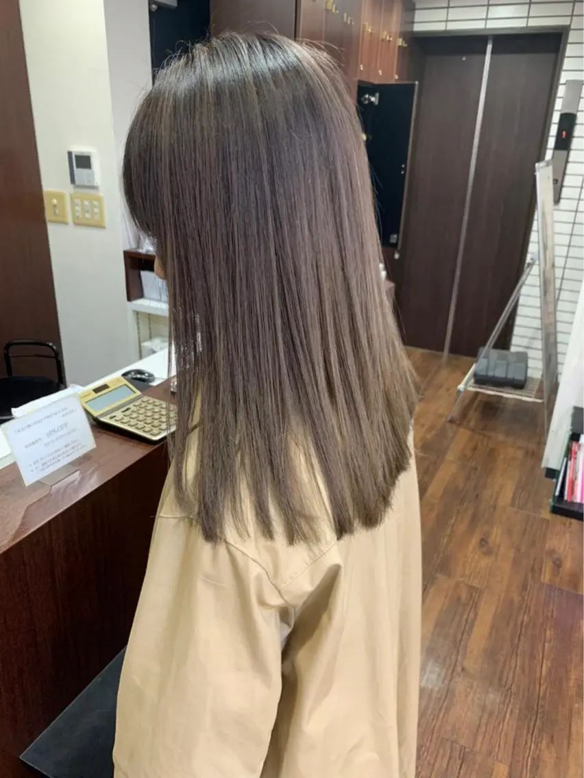 セミロング カラー カット ヘアカラー トリートメント 【韓国ヘア×透明感 カラー】笹谷 莉未のヘアスタイル